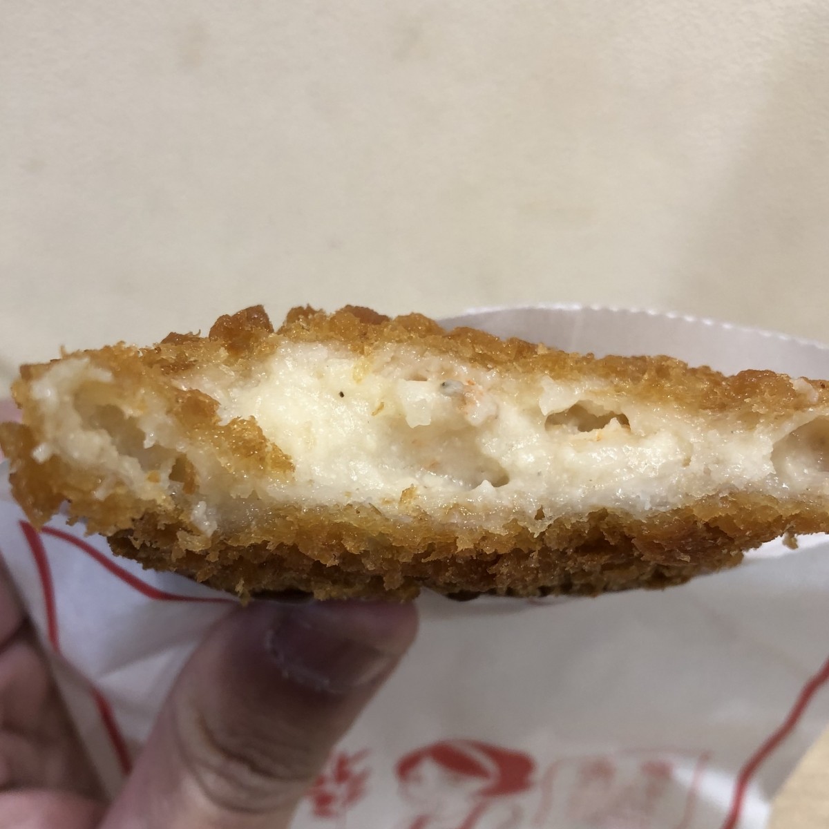 錦市場の名物 湯葉クリームコロッケ 花よりキヨエ レンタサイクル京都ecoトリップ